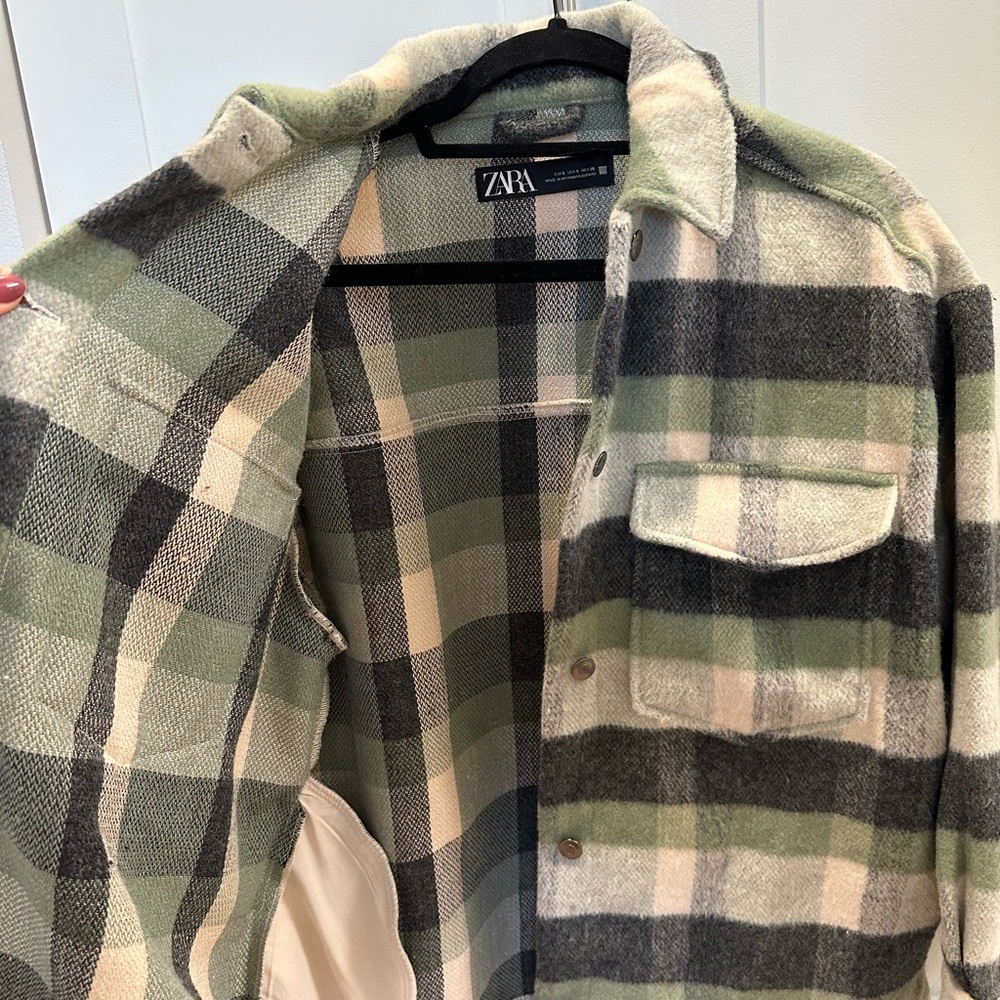 Flannel shacket - Picture 2 of 3
